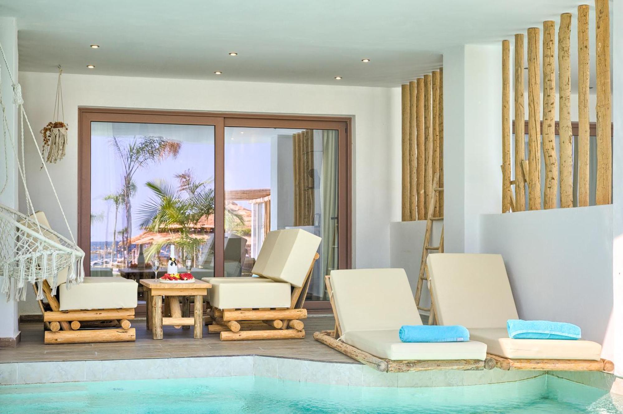Alia Luxury Suites And Spa Haraki Luaran gambar